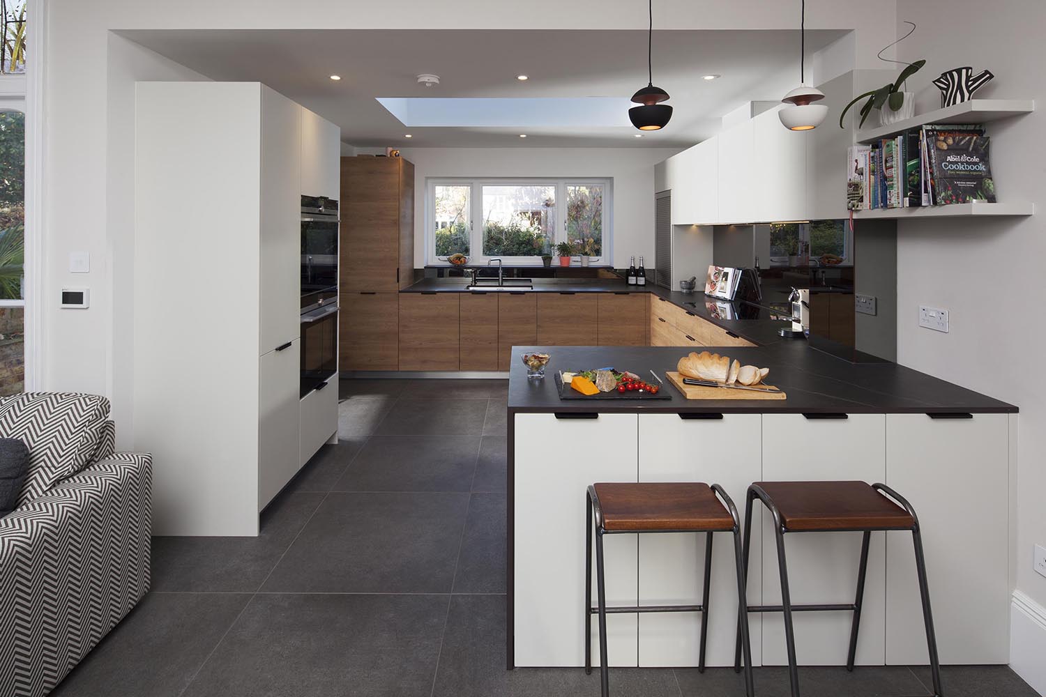 Interior shot of the dining area at Muswell Holiday Home